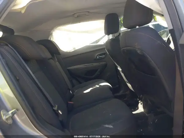 3GNCJNSB2LL151023 2020 CHEVROLET TRAX - Image 8