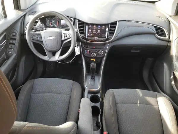 3GNCJNSB2LL165519 2020 CHEVROLET TRAX - Image 8