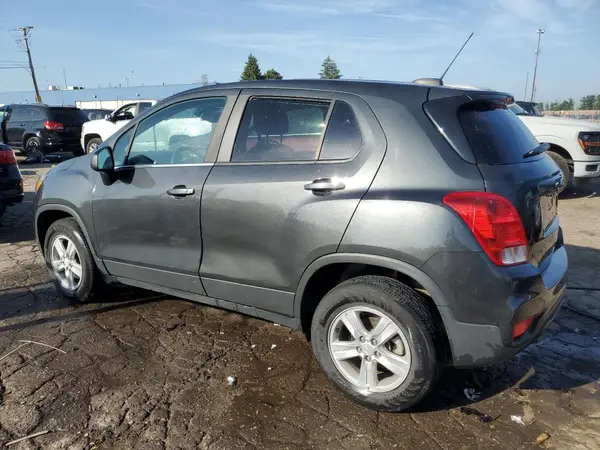 3GNCJNSB2LL210233 2020 CHEVROLET TRAX - Image 2