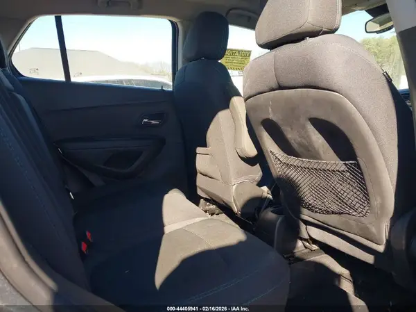 3GNCJNSB3GL218234 2016 CHEVROLET TRAX - Image 8