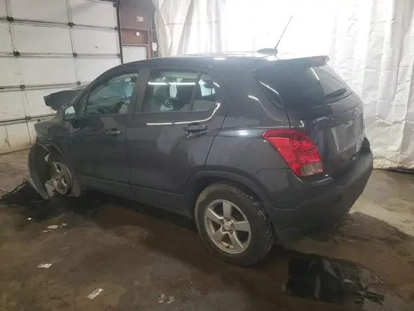 3GNCJNSB3GL248236 2016 CHEVROLET TRAX - Image 2
