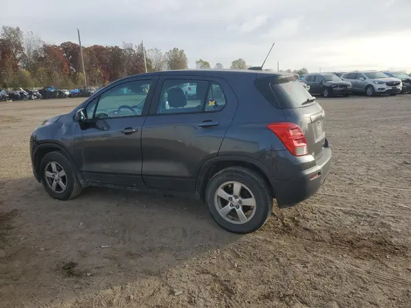 3GNCJNSB3GL264887 2016 CHEVROLET TRAX - Image 2