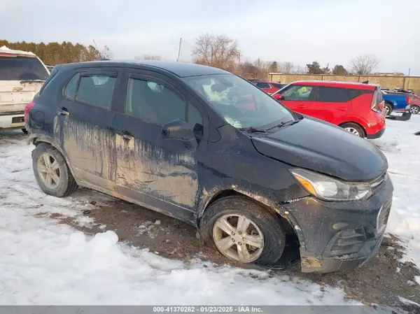 3GNCJNSB3HL164709 2017 CHEVROLET TRAX - Image 1