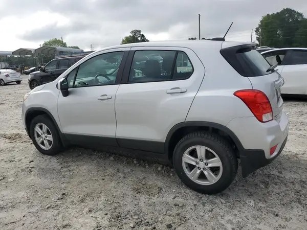 3GNCJNSB3HL213763 2017 CHEVROLET TRAX - Image 2