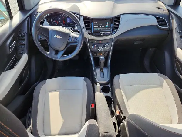 3GNCJNSB3HL238467 2017 CHEVROLET TRAX - Image 8