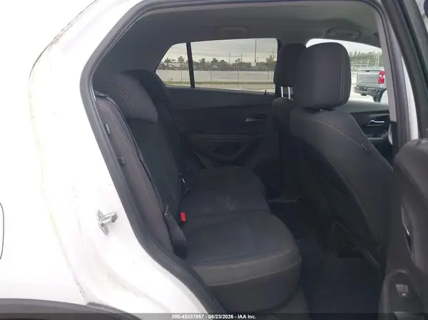 3GNCJNSB3HL250683 2017 CHEVROLET TRAX - Image 8