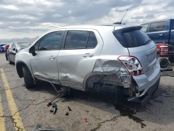 3GNCJNSB3HL282355 2017 CHEVROLET TRAX - Image 2