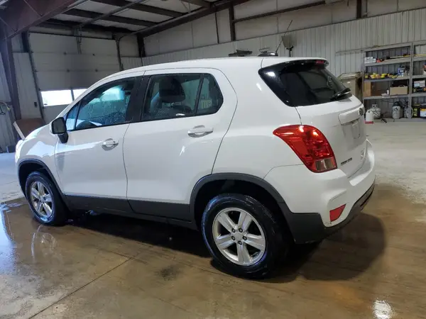 3GNCJNSB3HL288558 2017 CHEVROLET TRAX - Image 2