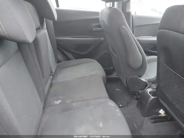3GNCJNSB3JL206575 2018 CHEVROLET TRAX - Image 8