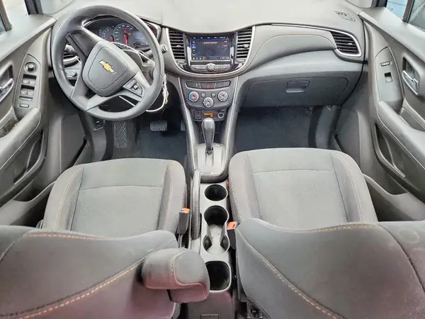 3GNCJNSB3JL210609 2018 CHEVROLET TRAX - Image 8