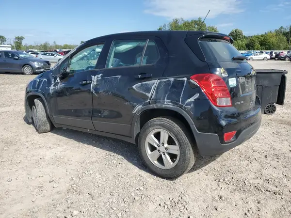 3GNCJNSB3JL214918 2018 CHEVROLET TRAX - Image 2