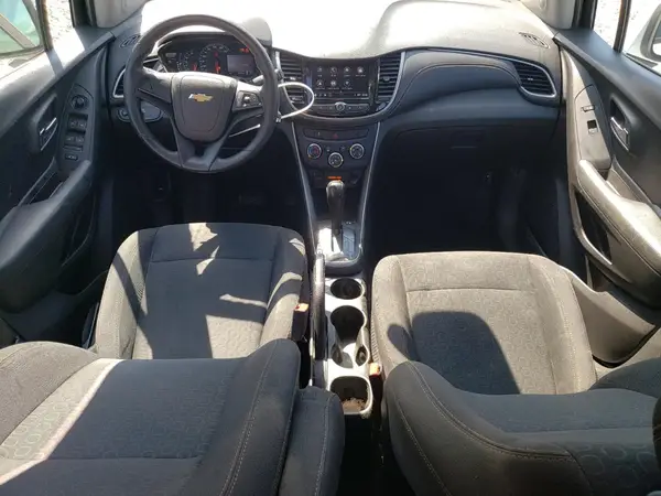 3GNCJNSB3KL159825 2019 CHEVROLET TRAX - Image 8