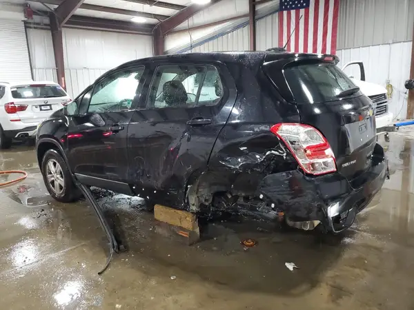 3GNCJNSB3KL220736 2019 CHEVROLET TRAX - Image 2