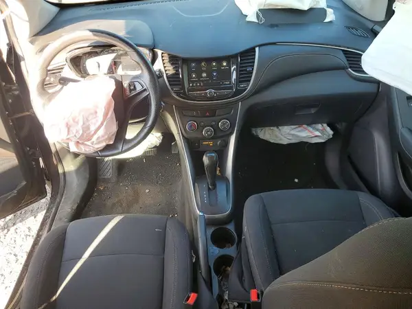 3GNCJNSB3KL232935 2019 CHEVROLET TRAX - Image 8