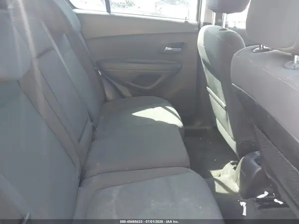3GNCJNSB3KL234734 2019 CHEVROLET TRAX - Image 8