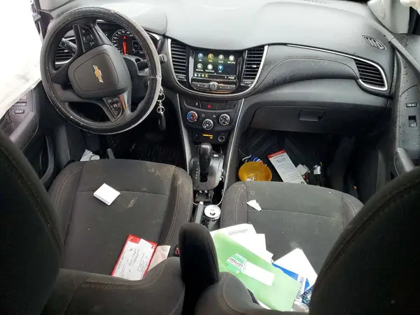 3GNCJNSB3KL285652 2019 CHEVROLET TRAX - Image 8
