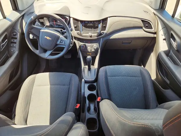 3GNCJNSB3KL294397 2019 CHEVROLET TRAX - Image 8