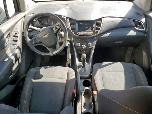 3GNCJNSB3KL370832 2019 CHEVROLET TRAX - Image 8
