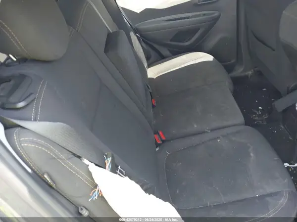 3GNCJNSB3KL374444 2019 CHEVROLET TRAX - Image 8