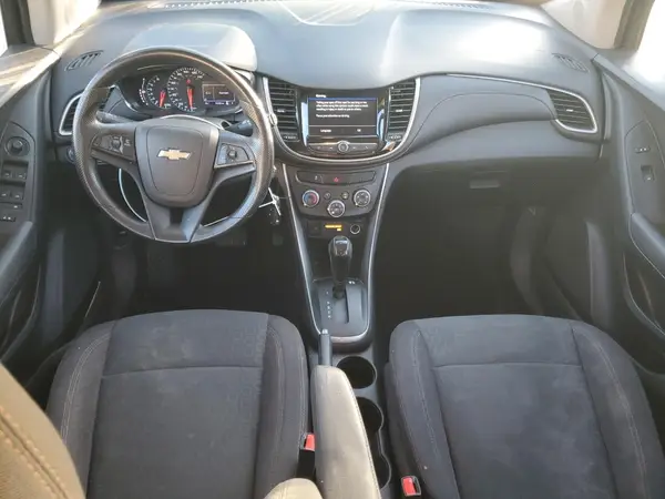 3GNCJNSB3LL155582 2020 CHEVROLET TRAX - Image 8