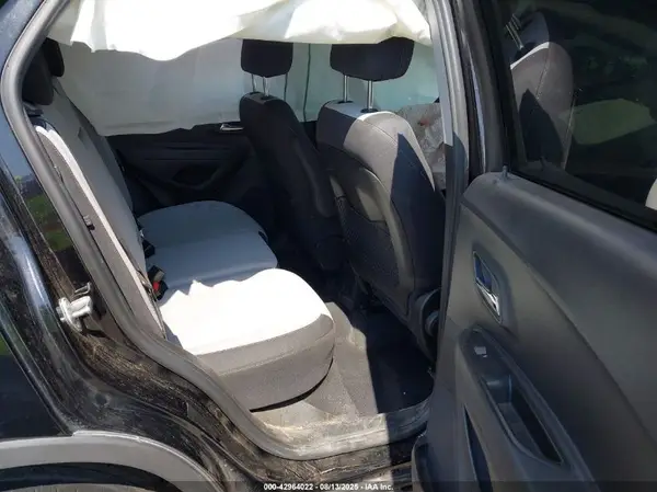 3GNCJNSB3LL173533 2020 CHEVROLET TRAX - Image 8