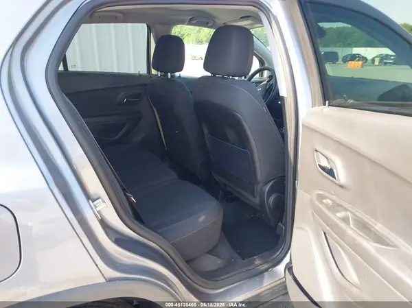 3GNCJNSB3LL179672 2020 CHEVROLET TRAX - Image 8