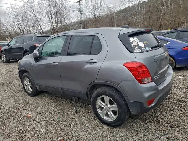 3GNCJNSB3LL191238 2020 CHEVROLET TRAX - Image 2