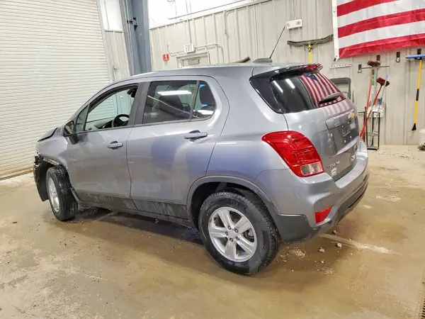 3GNCJNSB3LL205753 2020 CHEVROLET TRAX - Image 2