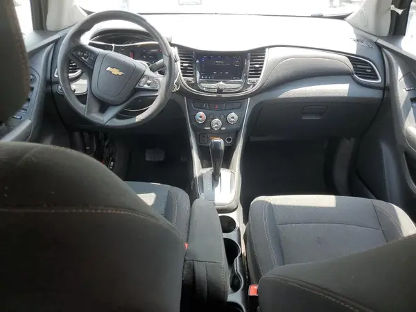 3GNCJNSB3LL271946 2020 CHEVROLET TRAX - Image 8