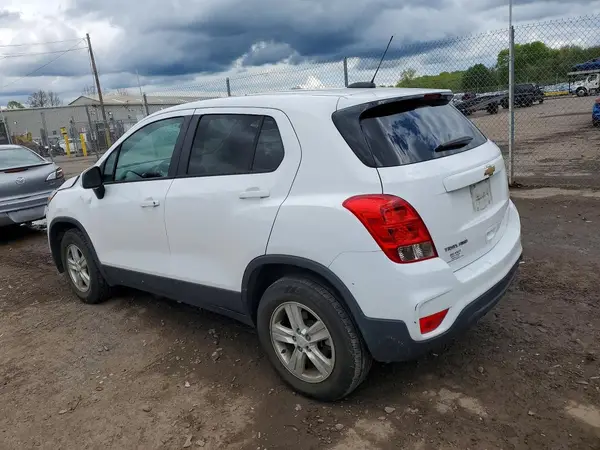 3GNCJNSB3LL304329 2020 CHEVROLET TRAX - Image 2