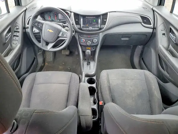 3GNCJNSB3LL304329 2020 CHEVROLET TRAX - Image 8