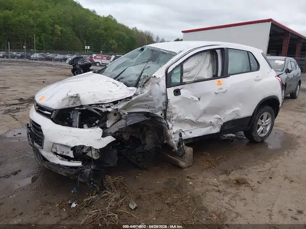 3GNCJNSB3LL307909 2020 CHEVROLET TRAX - Image 2