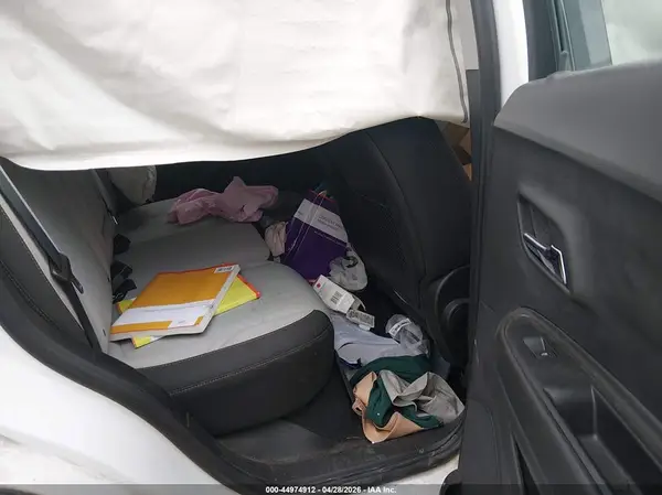 3GNCJNSB3LL307909 2020 CHEVROLET TRAX - Image 8