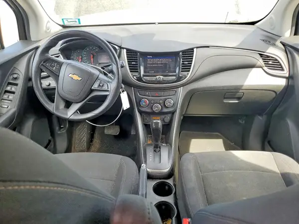 3GNCJNSB3LL338075 2020 CHEVROLET TRAX - Image 8