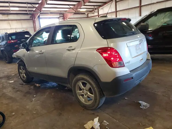 3GNCJNSB4GL156990 2016 CHEVROLET TRAX - Image 2