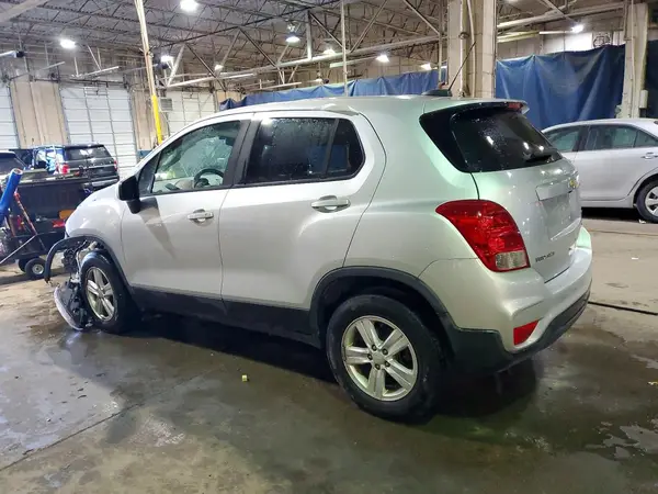 3GNCJNSB4HL201914 2017 CHEVROLET TRAX - Image 2