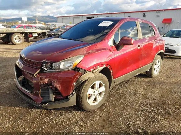 3GNCJNSB4HL218485 2017 CHEVROLET TRAX - Image 2