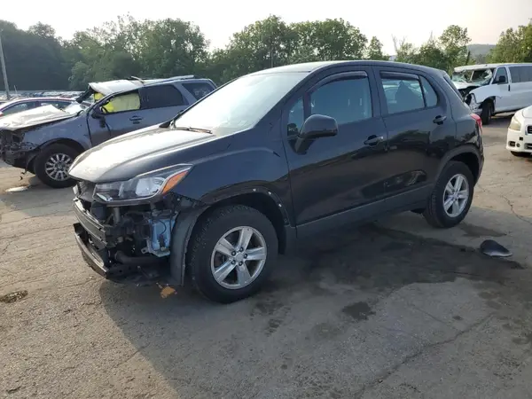 3GNCJNSB4HL228160 2017 CHEVROLET TRAX - Image 1