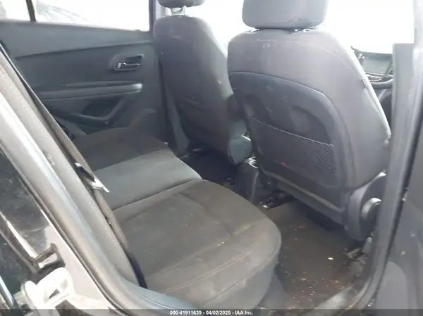 3GNCJNSB4HL240969 2017 CHEVROLET TRAX - Image 8