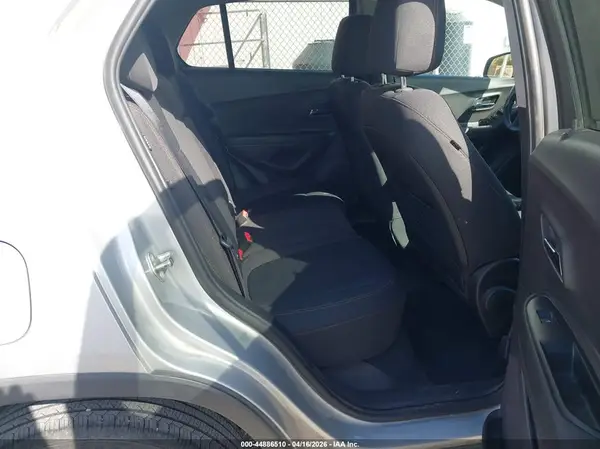 3GNCJNSB4HL255648 2017 CHEVROLET TRAX - Image 8