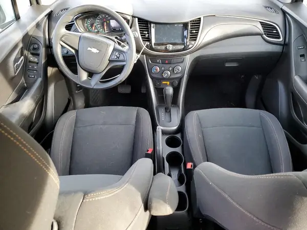 3GNCJNSB4HL270750 2017 CHEVROLET TRAX - Image 8