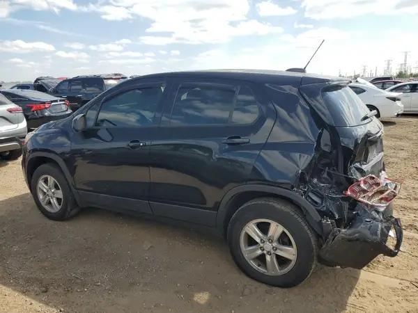 3GNCJNSB4HL280596 2017 CHEVROLET TRAX - Image 2