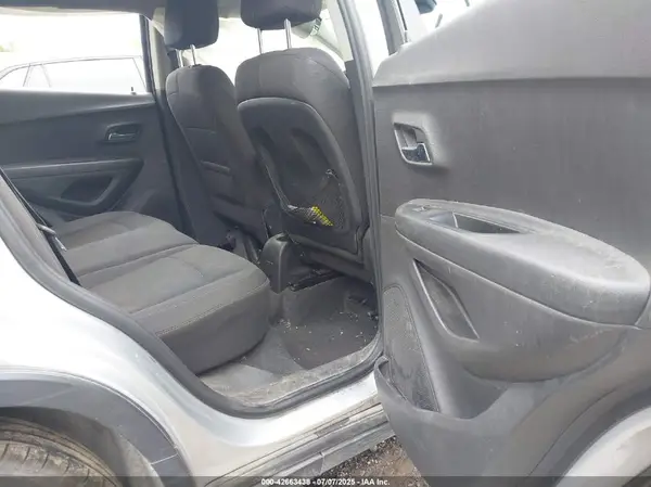 3GNCJNSB4HL287659 2017 CHEVROLET TRAX - Image 8