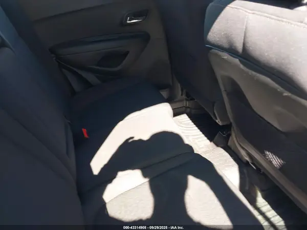 3GNCJNSB4HL290402 2017 CHEVROLET TRAX - Image 8