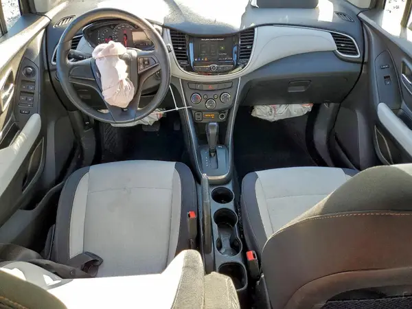 3GNCJNSB4JL165065 2018 CHEVROLET TRAX - Image 8