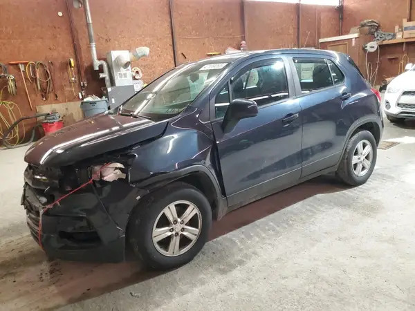 3GNCJNSB4JL233672 2018 CHEVROLET TRAX - Image 1