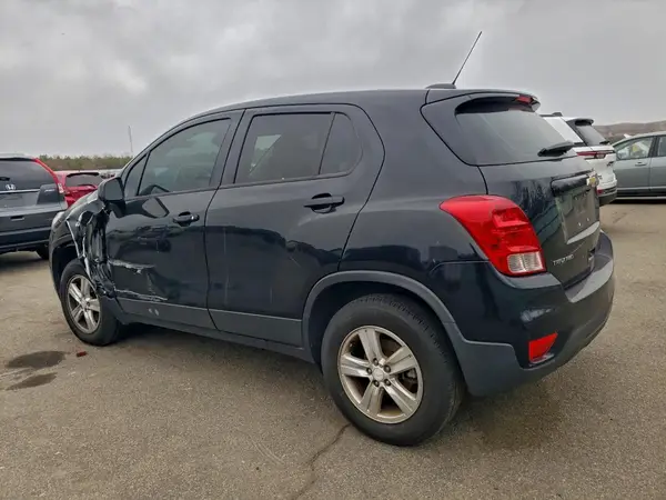 3GNCJNSB4KL156044 2019 CHEVROLET TRAX - Image 2
