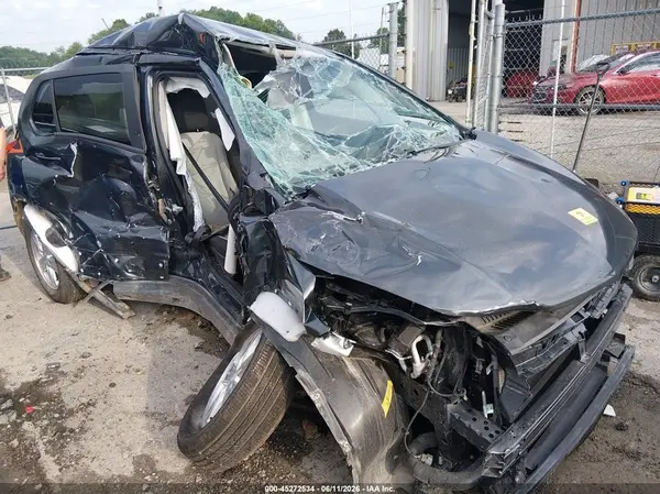 3GNCJNSB4KL173796 2019 CHEVROLET TRAX - Image 1