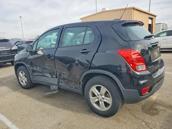 3GNCJNSB4KL208188 2019 CHEVROLET TRAX - Image 2