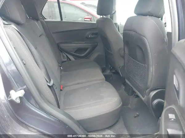3GNCJNSB4KL270755 2019 CHEVROLET TRAX - Image 8